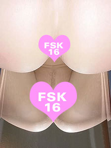 Rasierte Jungfut sucht stürmisches Schleckermäulchen